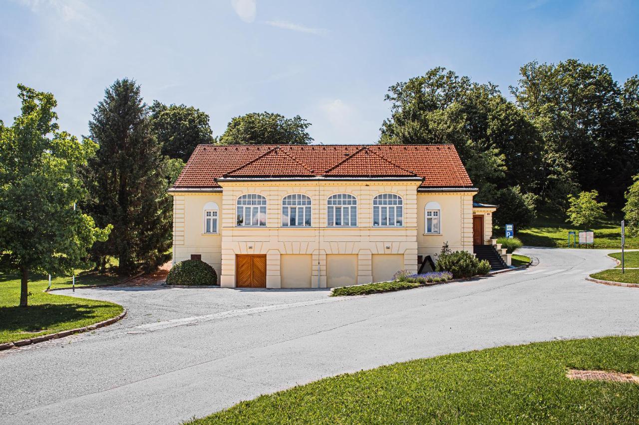 Villa Istenic Bizeljsko Exterior foto